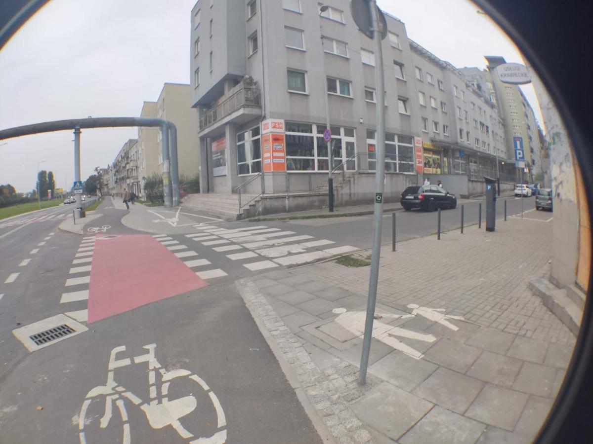 3030 Jana Spychalskiego 32 - Tanie Pokoje W Apartamencie - Samodzielne Zameldowanie - Self Check In Poznań Esterno foto