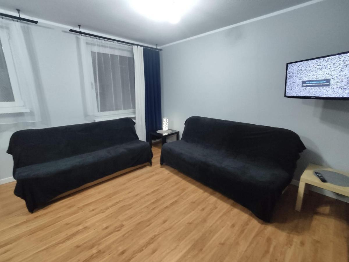 3030 Jana Spychalskiego 32 - Tanie Pokoje W Apartamencie - Samodzielne Zameldowanie - Self Check In Poznań Esterno foto