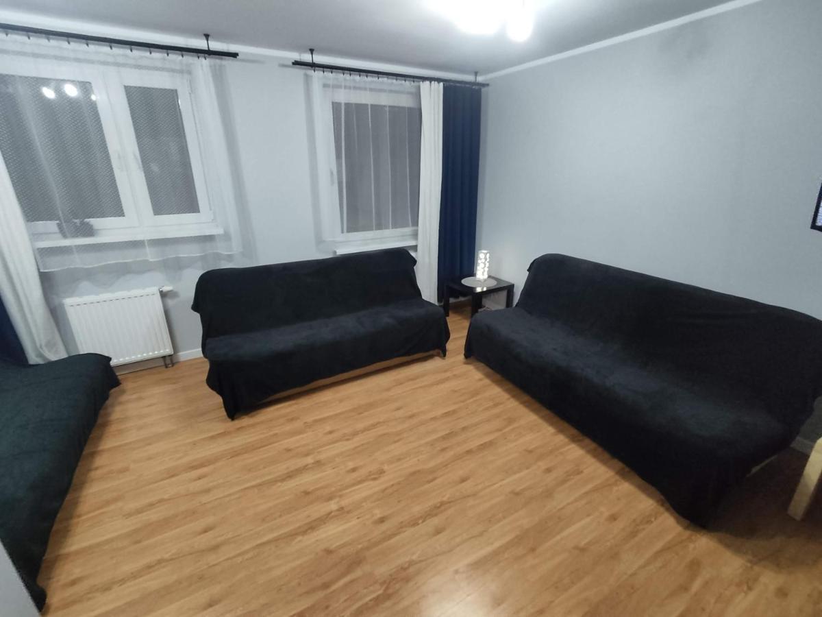 3030 Jana Spychalskiego 32 - Tanie Pokoje W Apartamencie - Samodzielne Zameldowanie - Self Check In Poznań Esterno foto