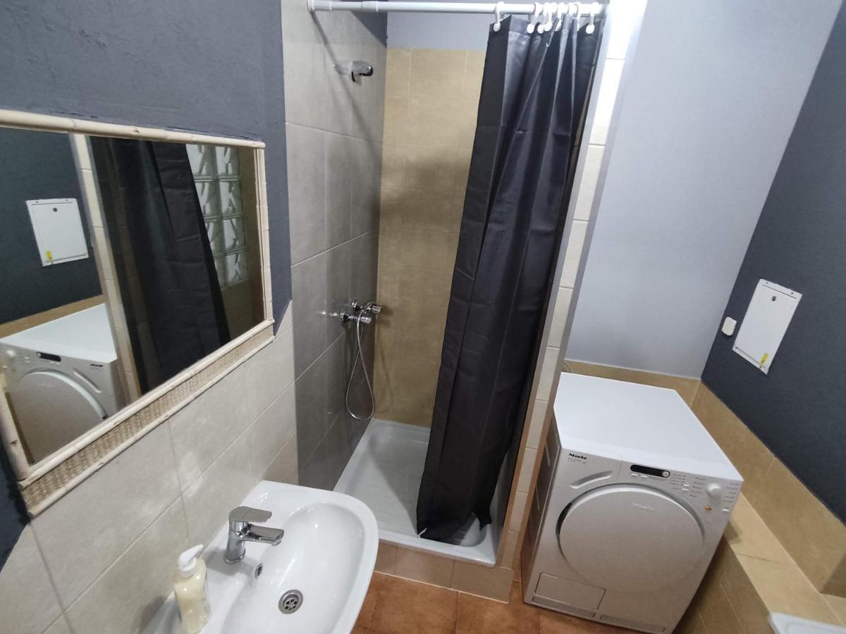 3030 Jana Spychalskiego 32 - Tanie Pokoje W Apartamencie - Samodzielne Zameldowanie - Self Check In Poznań Esterno foto